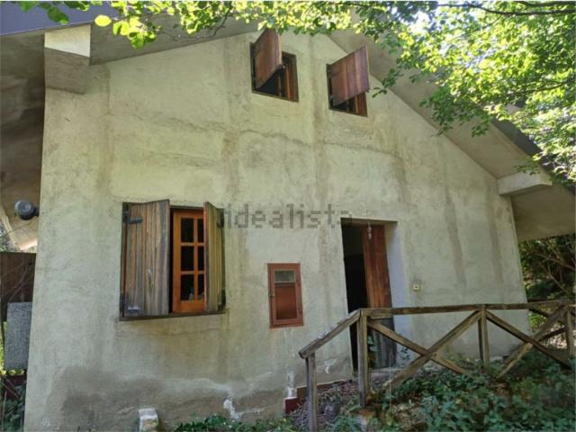 Case e ville in vendita di 174 m² in Località Lorica