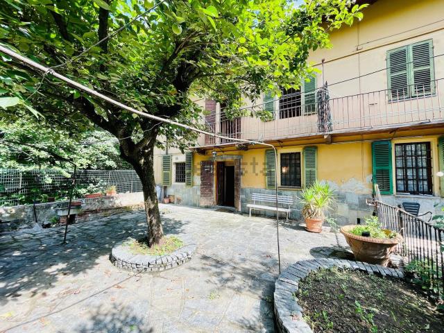 Case e ville in vendita di 174 m² in Strada Sant&apos Anna, 17