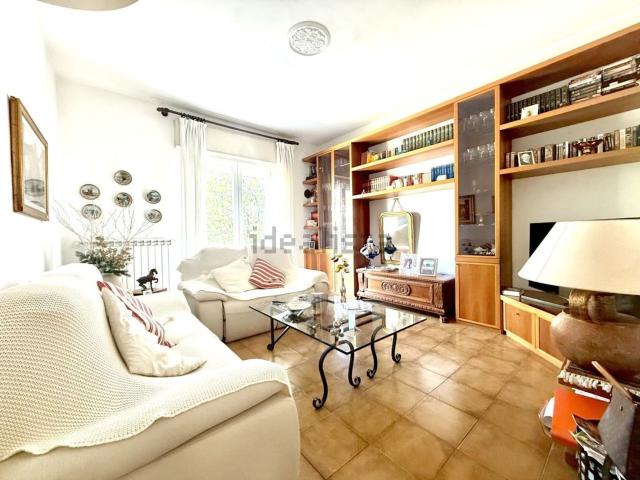 Case e ville in vendita di 175 m² in Via Giosuè Carducci