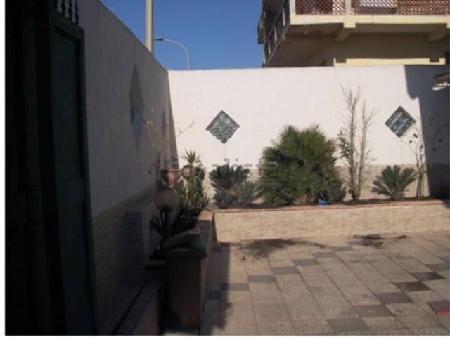 Case e ville in vendita di 175 m² in Via del Mare