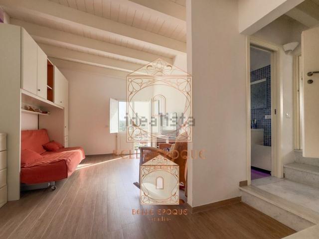 Case e ville in vendita di 175 m² in Via Ermete Zacconi, 3