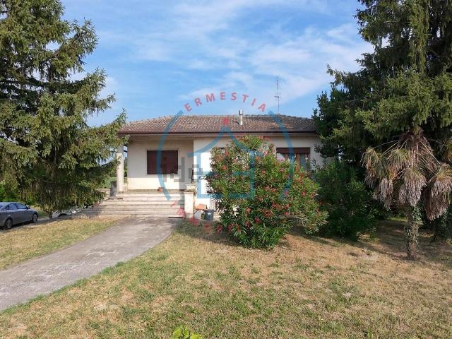 Case e ville in vendita di 175 m² in Via Sant&apos Antonio Abate