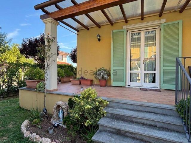 Case e ville in vendita di 176 m²
