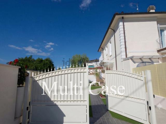 Case e ville in vendita di 176 m² in Via Ghirlandaio