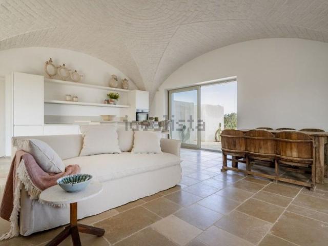 Case e ville in vendita di 176 m² in Contrada cinera