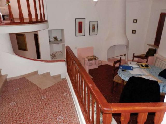 Case e ville in vendita di 176 m² in Largo San Moretti, 2