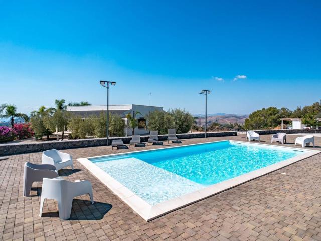 Case e ville in vendita di 177 m² in Contrada Cavaliere Bosco