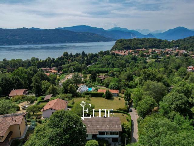 Case e ville in vendita di 178 m² in Via Madonnina, 30