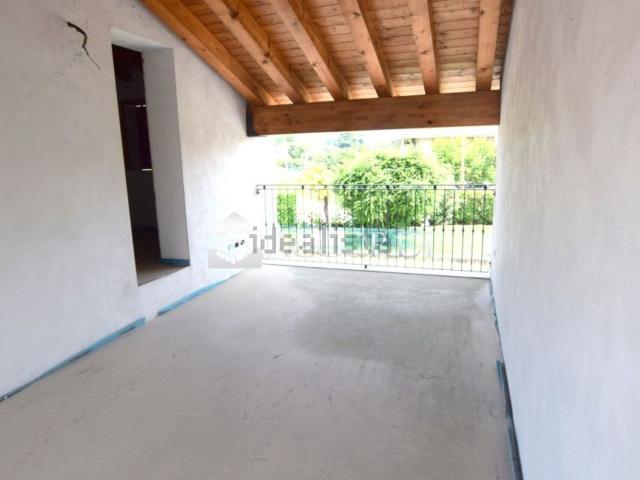 Case e ville in vendita di 178 m² in Via Schiavonesca Nuova