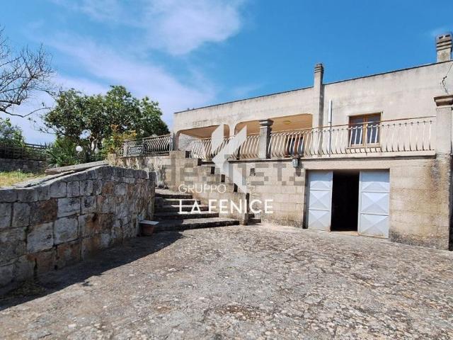 Case e ville in vendita di 178 m² in Contrada Calongo