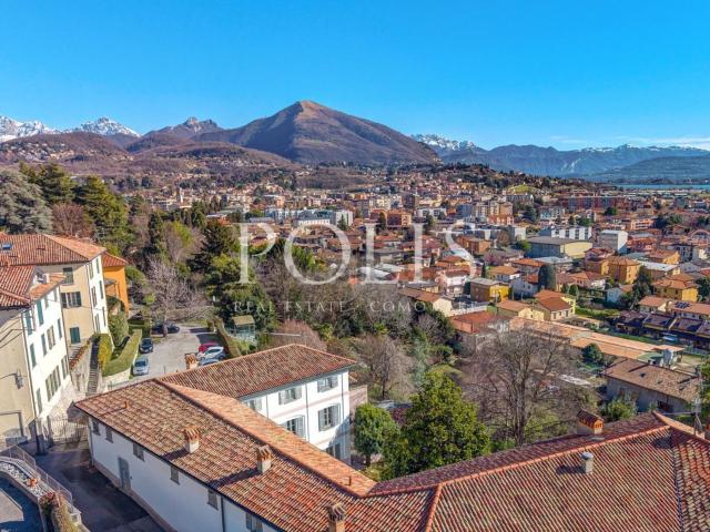 Case e ville in vendita di 1790 m²