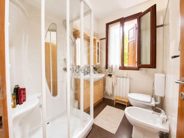 Case e ville in vendita di 179 m² in Via Isonzo