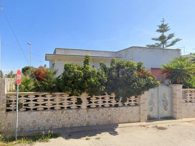 Case e ville in vendita di 179 m² in Via Vincenzo Monti, 12