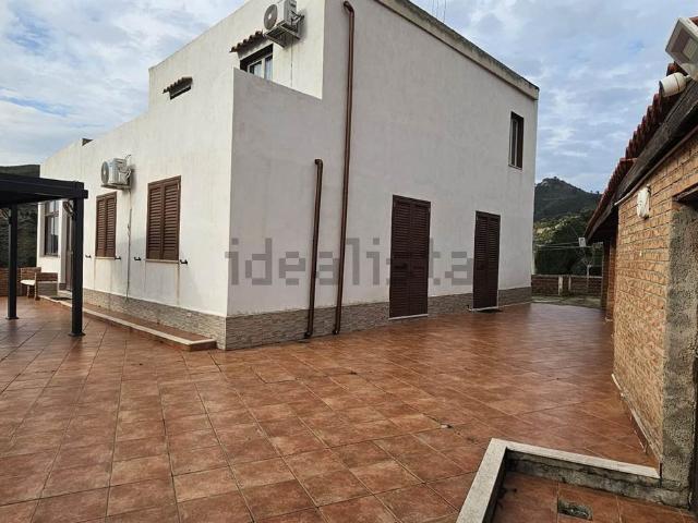 Case e ville in vendita di 180 m²