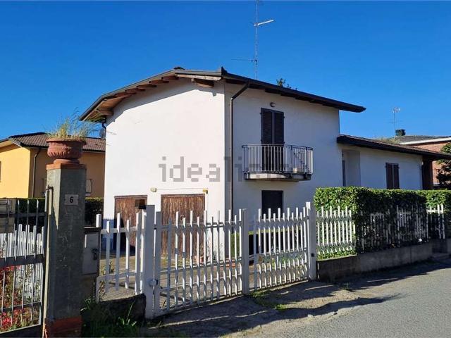 Case e ville in vendita di 180 m²