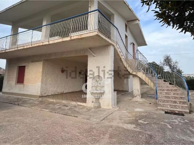 Case e ville in vendita di 180 m²