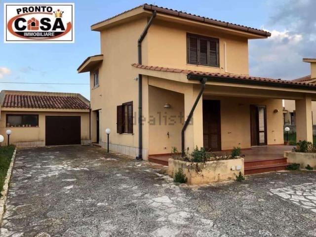 Case e ville in vendita di 180 m²