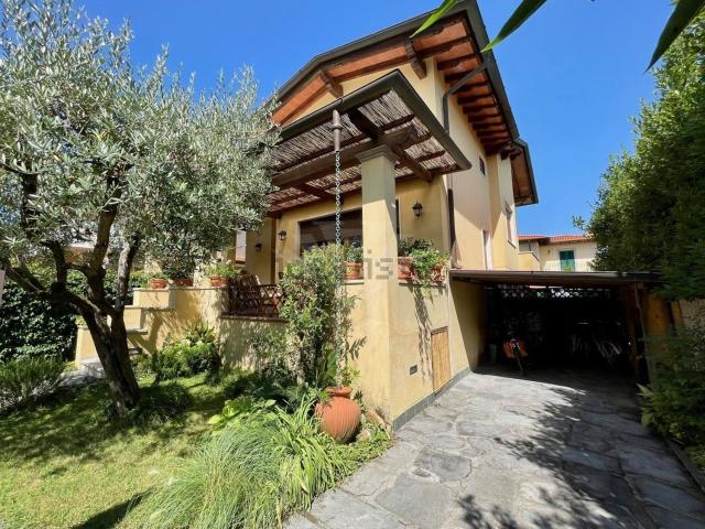 Case e ville in vendita di 160 m²