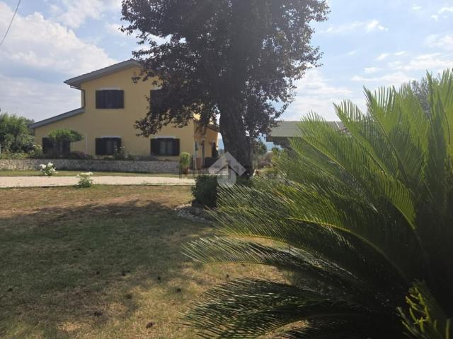Case e ville in vendita di 180 m²