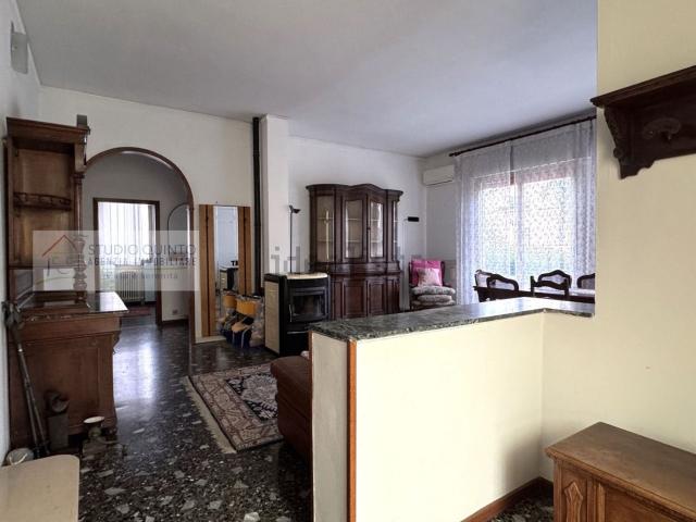 Case e ville in vendita di 180 m²