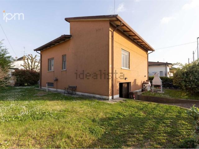 Case e ville in vendita di 180 m²