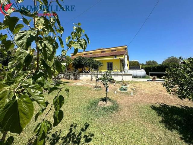 Case e ville in vendita di 180 m²