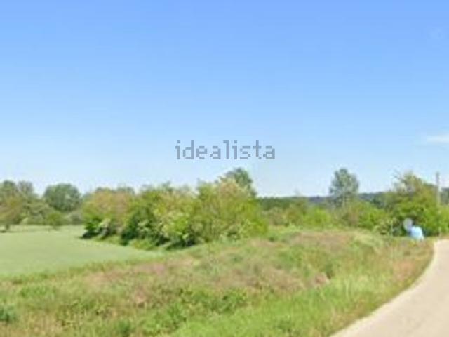 Case e ville in vendita di 180 m² in Via Case Sparse Piana