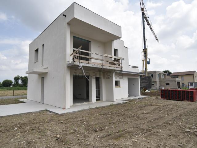 Case e ville in vendita di 180 m² in Via Castiglione