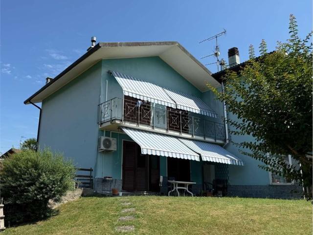 Case e ville in vendita di 180 m² in Via Borghetto