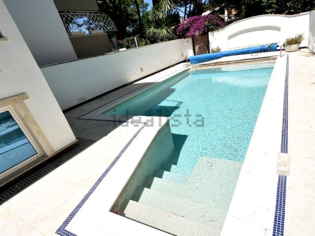 Case e ville in vendita di 180 m² in Via Olimpo