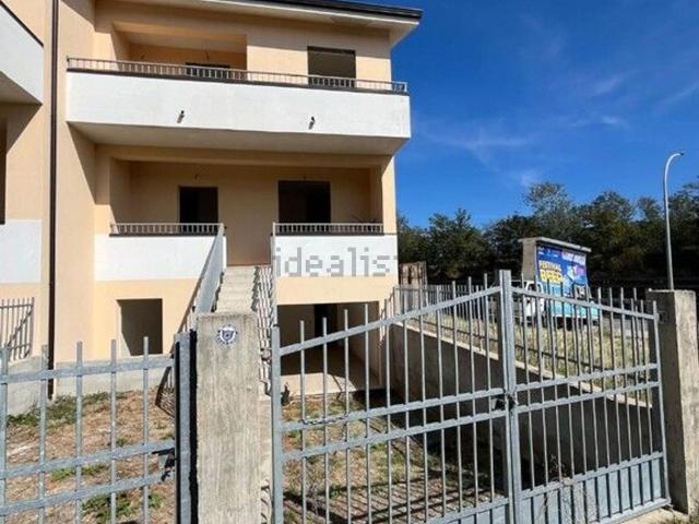 Case e ville in vendita di 180 m² in Via Goffredo Mameli