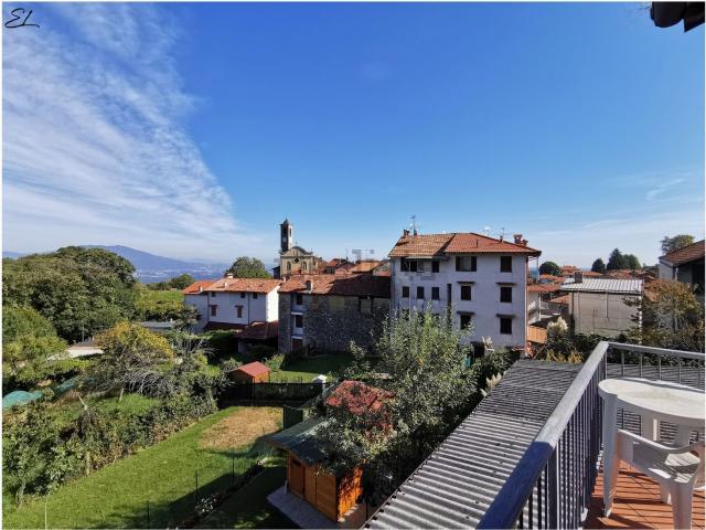 Case e ville in vendita di 180 m² in Via Monte Rosa, 5