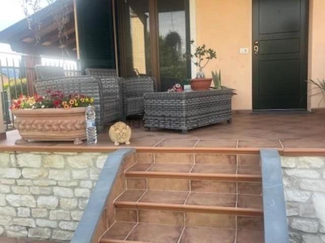 Case e ville in vendita di 180 m² in Via Mazzincollo