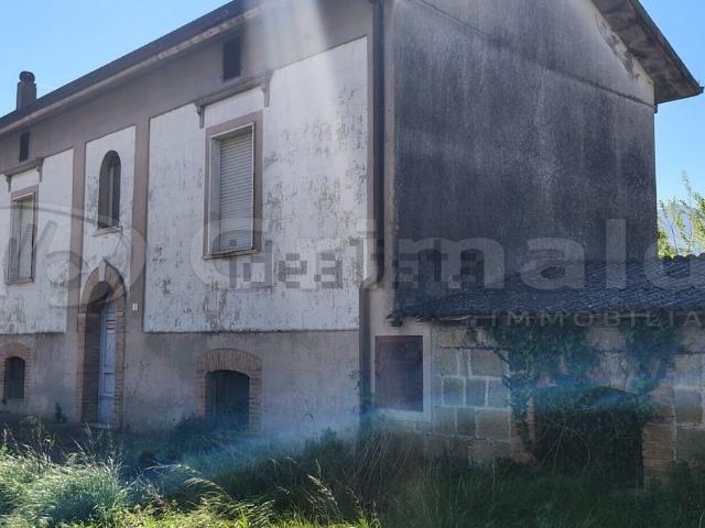 Case e ville in vendita di 180 m² in Via Sferracavallo