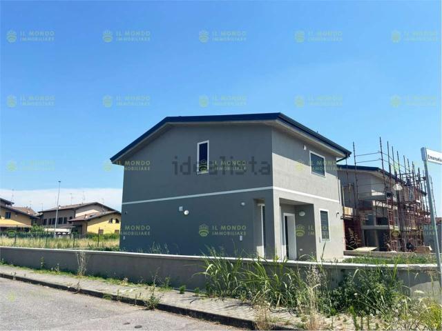 Case e ville in vendita di 180 m² in Via Papa Karol Wojtyla