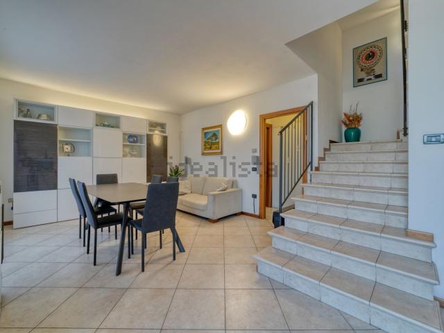Case e ville in vendita di 180 m² in Via Pierobon