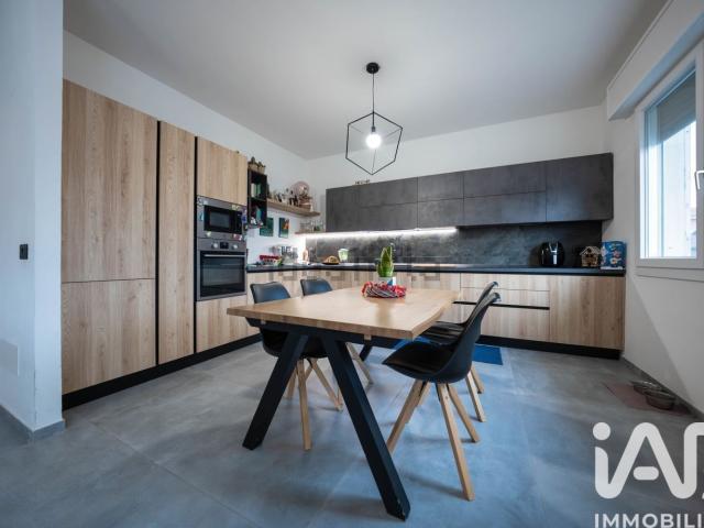 Case e ville in vendita di 180 m² in Via Roma, 113