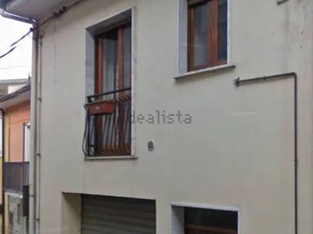 Case e ville in vendita di 180 m² in Via Ventiquattro Maggio