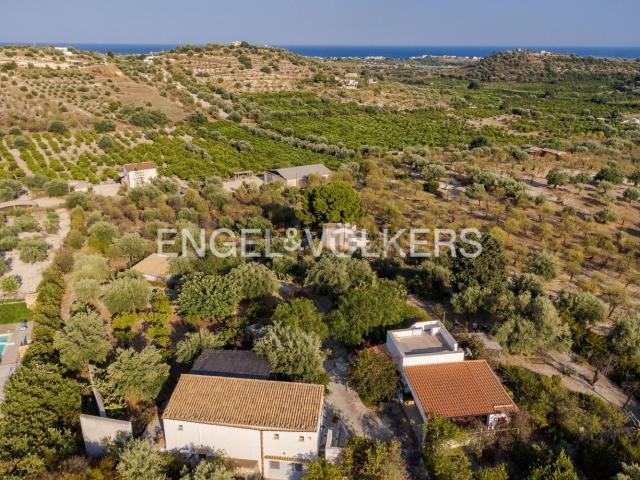 Case e ville in vendita di 180 m² in Contrada Gioi