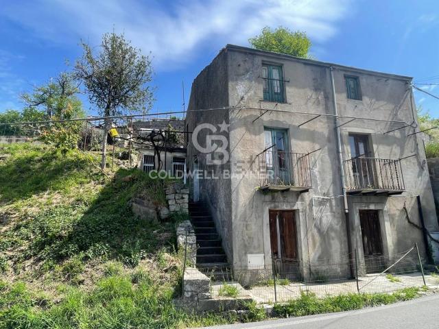 Case e ville in vendita di 180 m² in Contrada Moira, 183