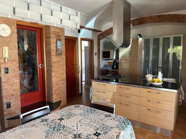 Case e ville in vendita di 180 m² in Contrada Raganella