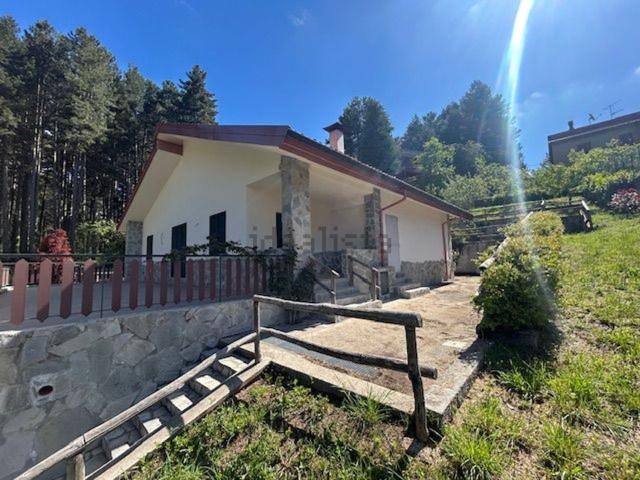 Case e ville in vendita di 180 m² in Località RUGGIOLINO