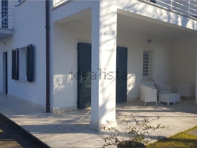 Case e ville in vendita di 180 m² in Piazza G. Garibaldi