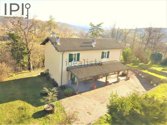 Case e ville in vendita di 180 m² in Strada Provinciale 29 del Colle di Cadibona, 8
