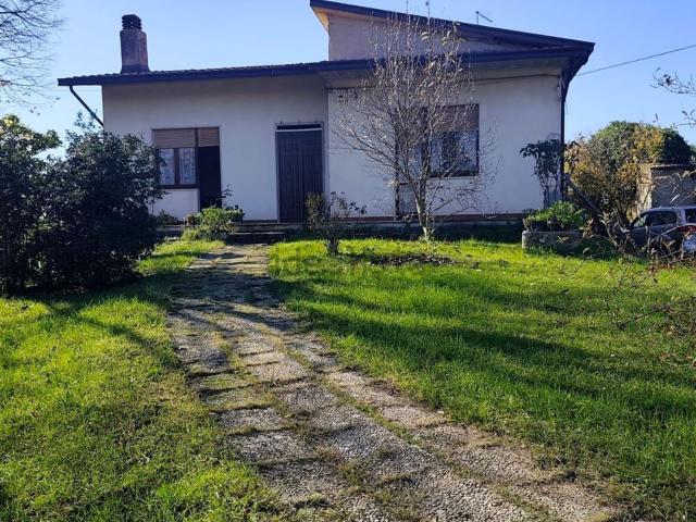 Case e ville in vendita di 180 m² in Strada Provinciale 52
