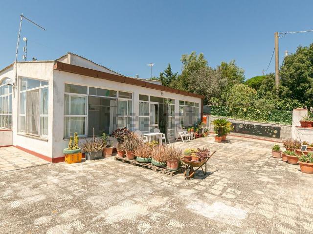 Case e ville in vendita di 180 m² in Strada Provinciale ex SS 581, 581