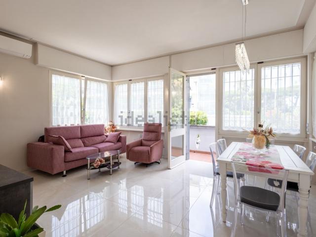 Case e ville in vendita di 181 m² in Via Genova