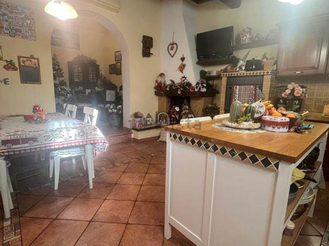 Case e ville in vendita di 182 m²