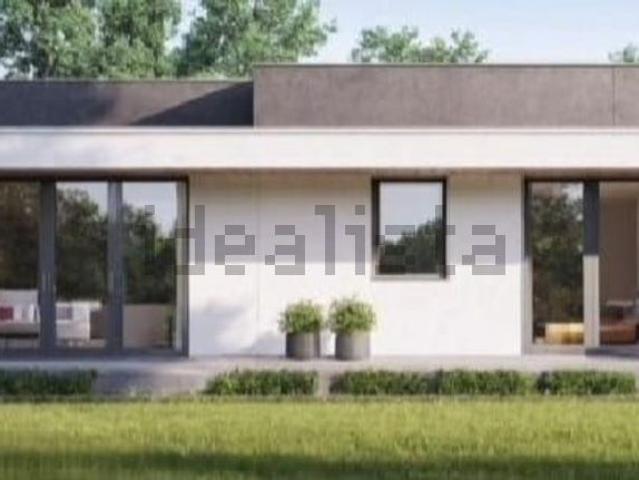 Case e ville in vendita di 182 m² in Via Avola, 55