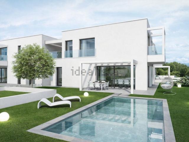 Case e ville in vendita di 182 m² in Via Girolamo Selmo